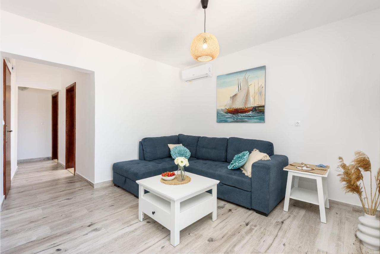 Apartments Morska Vila 3 โกมาร์นา ภายนอก รูปภาพ