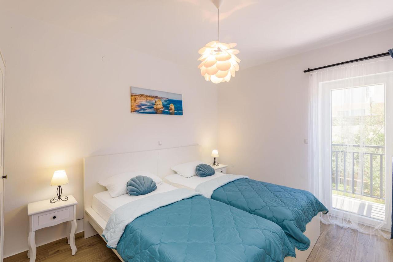 Apartments Morska Vila 3 โกมาร์นา ภายนอก รูปภาพ